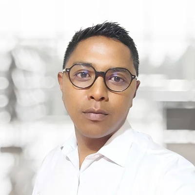 Eric R.